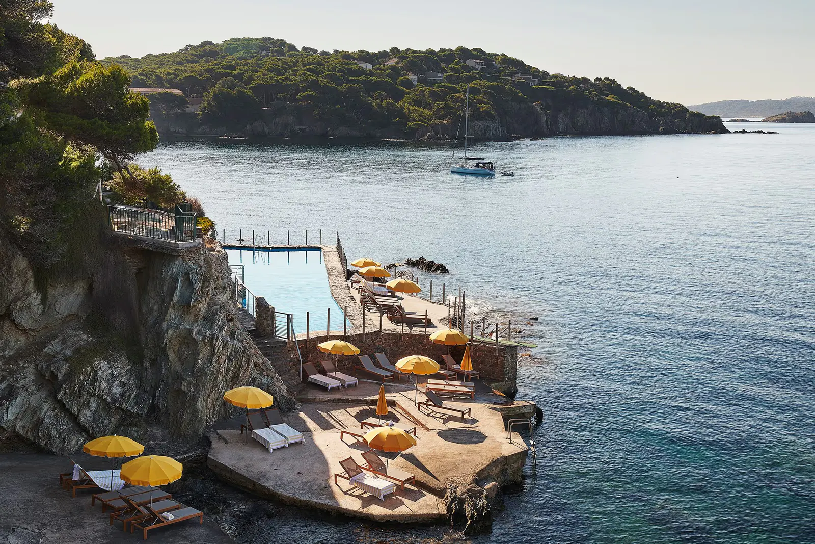 The beach club at Hôtel Le Provençal
