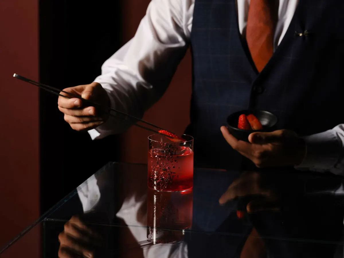 Restaurant dining details